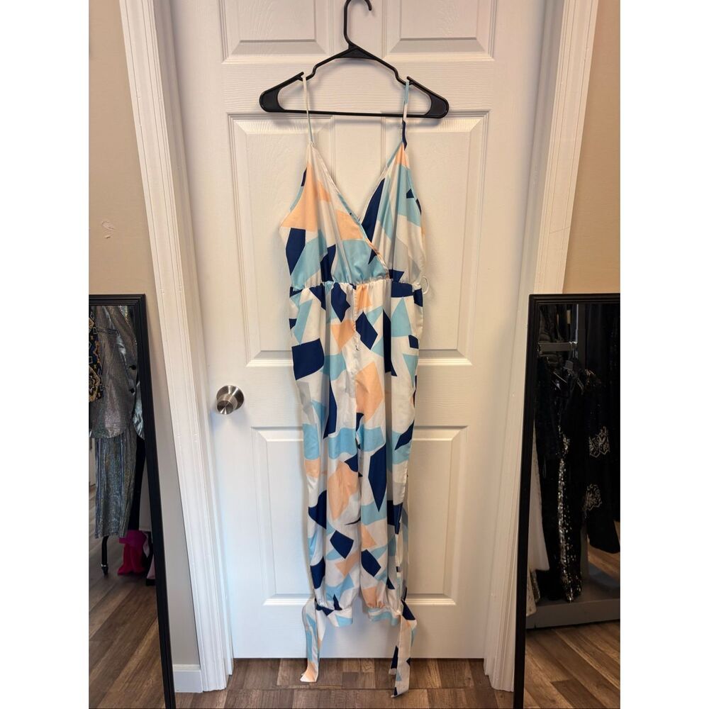 Abstract Patterned Jumpsuit - Picture 2 of 4